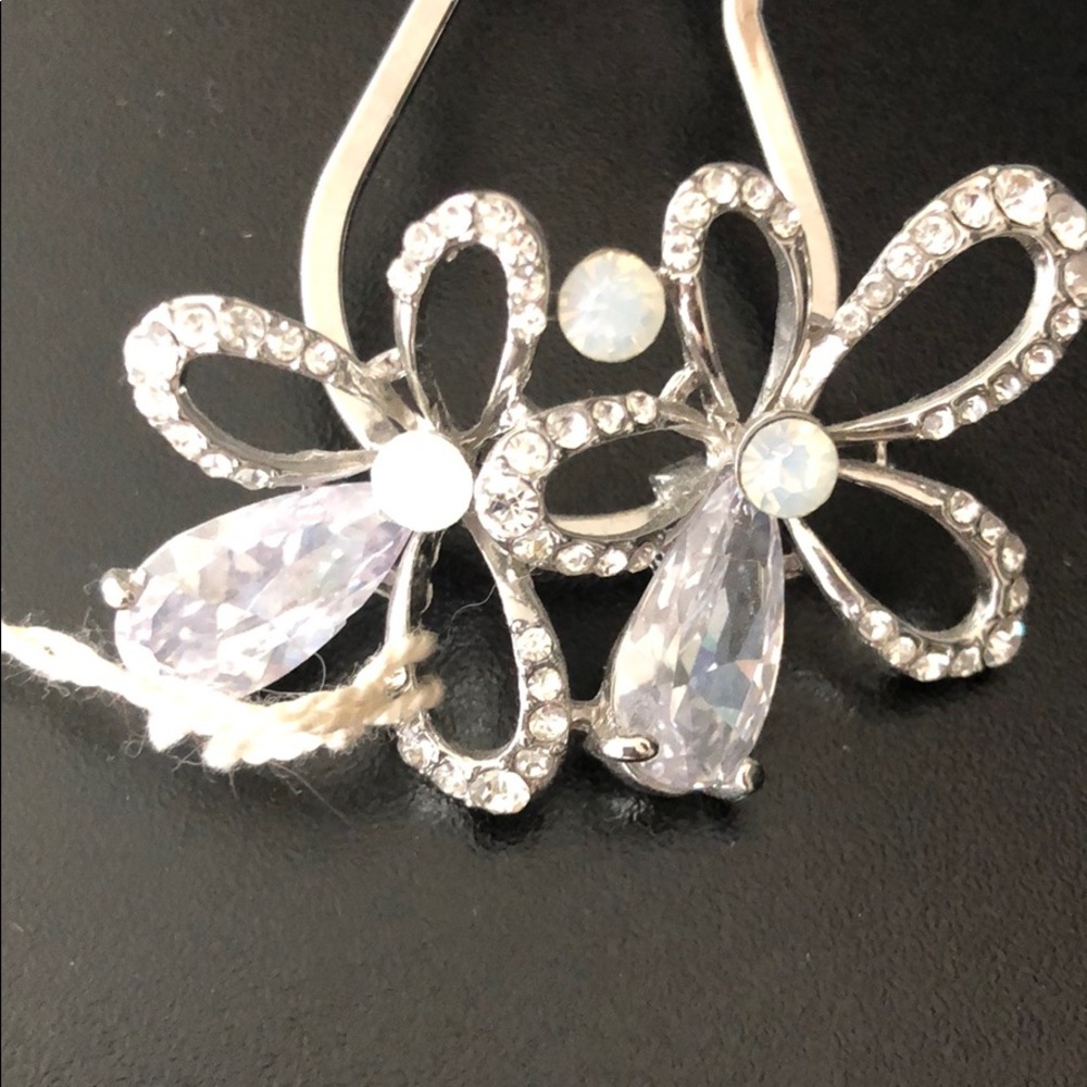 Rhinestone and silver bridal hair pick NWT